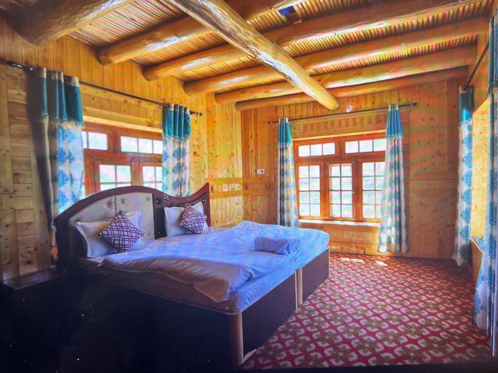 Guru View Home Stay Padam Екстериор снимка